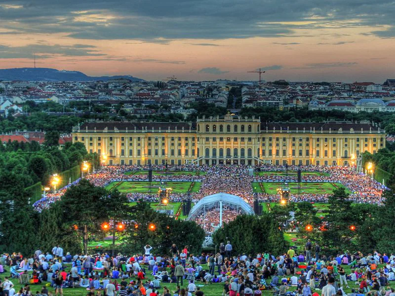 vienna-airbnb-market-data-dashboard-5-9k-listings-2026-bnbcalc